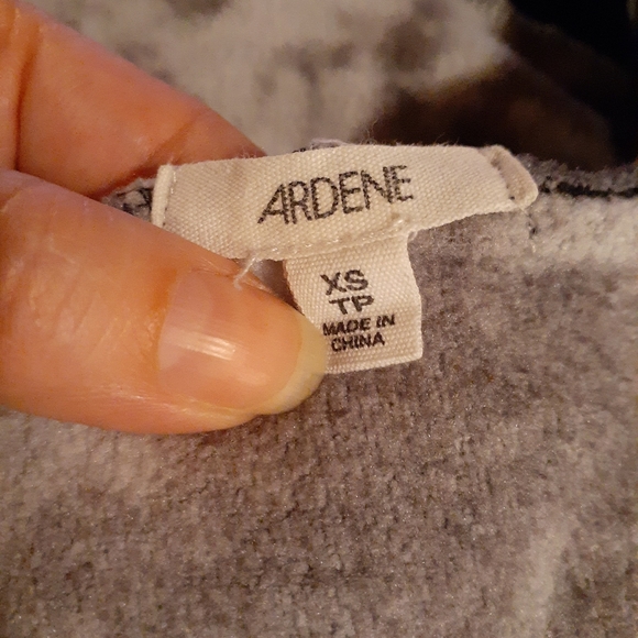 Teenager's Ardene Hoodie. - Picture 3 of 4